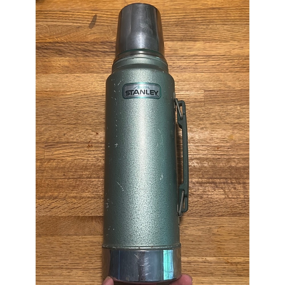 Vintage Aladdin Stanley Thermos A-944DH‎ 1 Quart Hammertone Green Vacuum Bottle